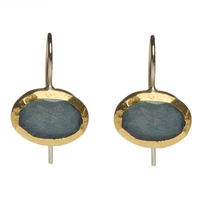 <P dir=ltr class=Body>Oval Labradorite Earrings wrapped in 24K Gold Hang 20mm Width 14mm</P>