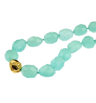 <P dir=ltr class=Body>Peruvian Chalcedony nuggets&nbsp;Necklace with one stone wrapped with&nbsp;24k&nbsp; gold&nbsp; 16.5" Long or upon request</P>