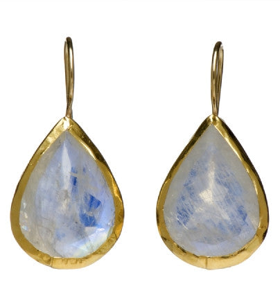 <P dir=ltr class=Body>Large Moonstone Teardrop Earrings wrapped with 24K Gold Hang 28mm Width 16mm</P>