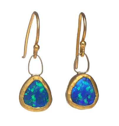 <P dir=ltr class=Body>&nbsp;Opal Earrrings wrapped with 24K Gold, size and color may vary Hang 25mm Width 10mm</P>