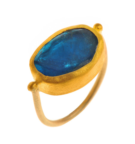 <P dir=ltr class=Body>Uneven shaped Apatite Gold Ring wrapped with 24K Gold Available any size! Shape and size of stone may vary</P>