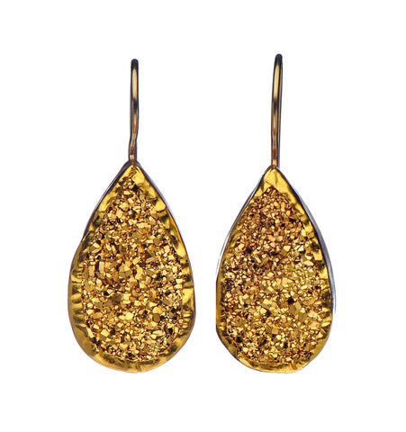 <P dir=ltr class=Body>Gold pear shape Pyrite earrings wrapped with 24k gold Hang 35mm Width 14mm</P>