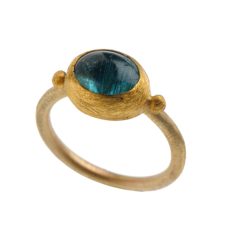 <P dir=ltr class=Body>Oval Small Apatite Gold Ring wrapped with 24K Gold, Gold Band Measurments of stone is 12 x 5mm Available&nbsp;any size!</P>