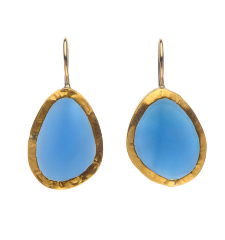 <P dir=ltr class=Body>Uneven Shaped Blue Agat Earrings wrapped with 24K Gold Measurments: Hang 30mm Width 15mm</P>