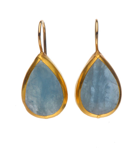 <P dir=ltr class=Body>Aquamarine Tear Drop Earrings wrapped with 24K Gold Measurments: Hang 25mm Width 13mm</P>