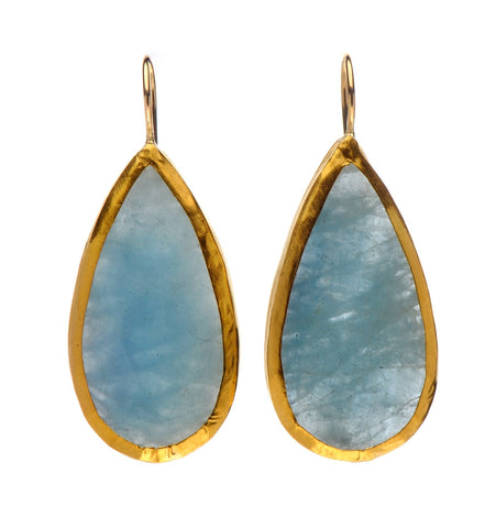 <P dir=ltr class=Body>Extra Large Aquamarine Tear Drop Earrings wrapped with 24K Gold. Measurments: Hang 43mm Width 19mm</P>