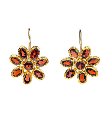 <P dir=ltr class=Body>Flower shaped Earrings of Marquize shaped Garnet set in 24K Gold Hang 23mm Width 18mm</P>