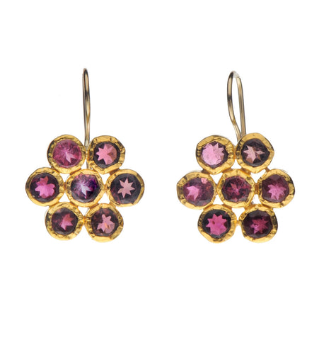 <P dir=ltr class=Body>Round Flower shaped Pink Tourmaline Earrings set in 24K Gold Hang 23mm Width 16mm</P>