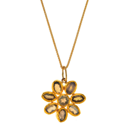 <P dir=ltr class=Body>Gold 14K Chain and a Labradorite Flower Pendant, all wrapped with 24K Gold. 16.5" Long. Pendant is 20x20mm</P>