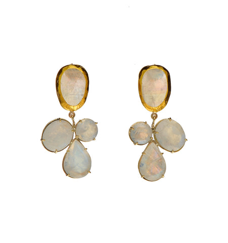 <P dir=ltr class=Body>Moonstone stud Earrings wrapped with 24K Gold, and 10K Gold. Hang 42mm Width 20mm</P>