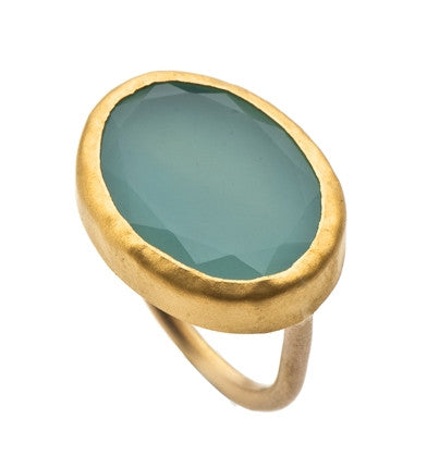 Oval Peruvian Chalcedony ring set in 24K gold on 14K gold band