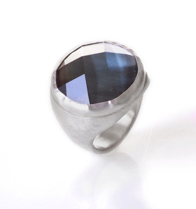 Ring of Round Gray Quartz wrapped in Fine sterling silver/1000 20 x 20 mm